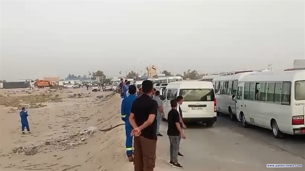 عشرات الخريجين يغلقون حقل الرميلة الشمالي